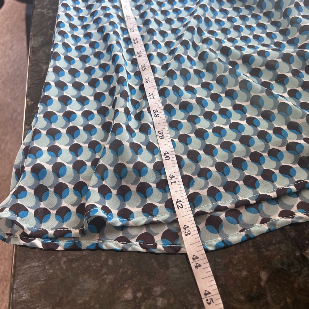 Vintage Y2K Fit and Flare retro dot midi dress. Lined. Tie back. Geometric. - Picture 11 of 13